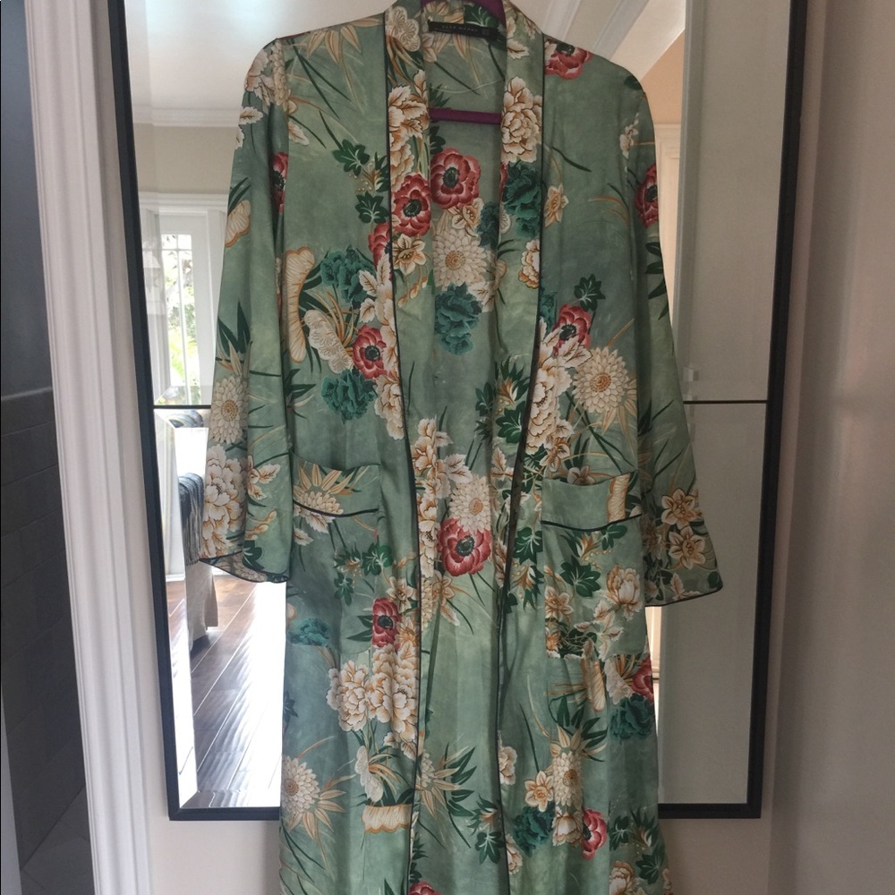 Zara kimono